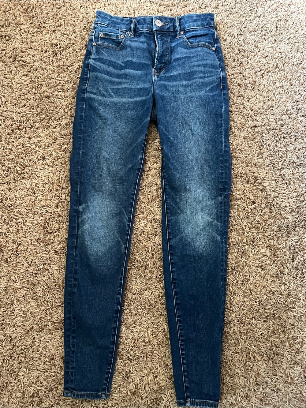 American Eagle Outfitters Dark Blue Skinny Jeans